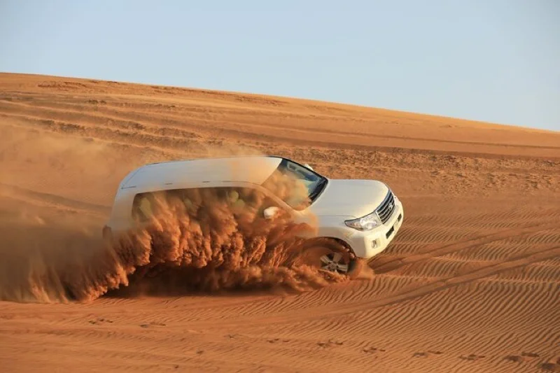 4x4 Dune Bashing & Sandboarding in Abu Dhabi Desert
